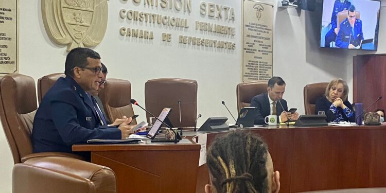 Arauca buscará el ingreso de nuevas empresas de transporte aéreo al departamento y la mejora de la infraestructura aérea