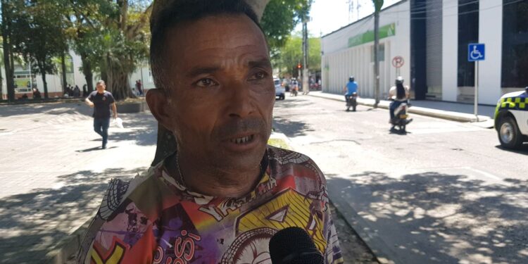 Así trabajan los tapahuecos en Arauca