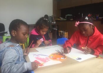 Denuncian fallas en el sistema educativo para visibilizar a la niñez afrodescendiente en la región