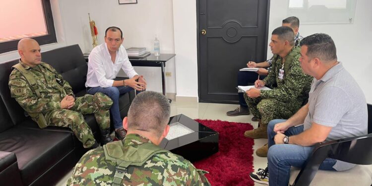 Diputado Juan Quenza solicita mayor presencia militar en las veredas Monserrate y Barrancones