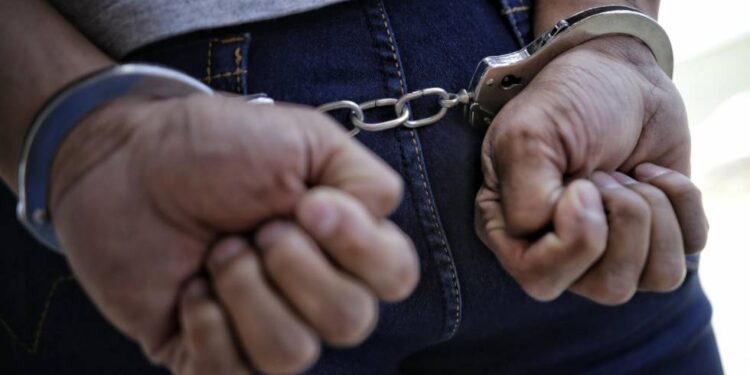 Hombre fue enviado a la cárcel por agredir a su compañera sentimental