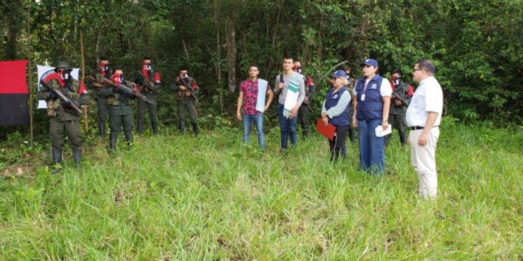 Fueron liberados los dos soldados que estaban en poder del ELN