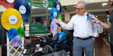 Con descuentos y muchas sorpresas a los araucanos, Electromuebles celebra sus 30 años
