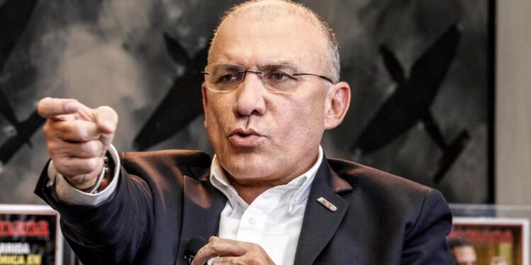 Presidente del Congreso afirma que «no tiene sentido» mantener cese al fuego con Eln y disidencias