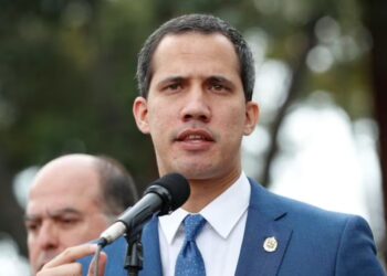 Critican al canciller Leyva por insinuar razón para detener a Juan Guaidó en Colombia