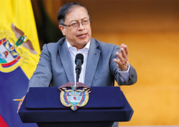 Gustavo Petro confirma que sacó siete ministros de su gabinete