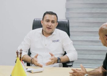 Avanza cronograma para contratación del servicio de transporte escolar