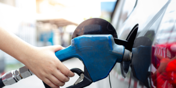 Gobierno busca cambiar la fórmula para definir el precio del combustible