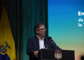 Comisión de la Verdad hizo entrega oficial de su archivo documental a la Nación y a la JEP