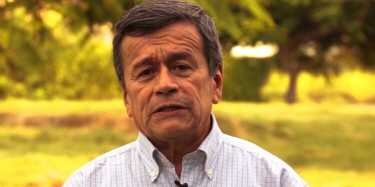 Guerrilla del ELN dice que diálogo de paz «está pasando por una pausa»