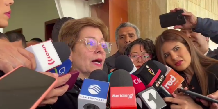 Gobierno accede a que horario nocturno inicie a las 7 de la noche