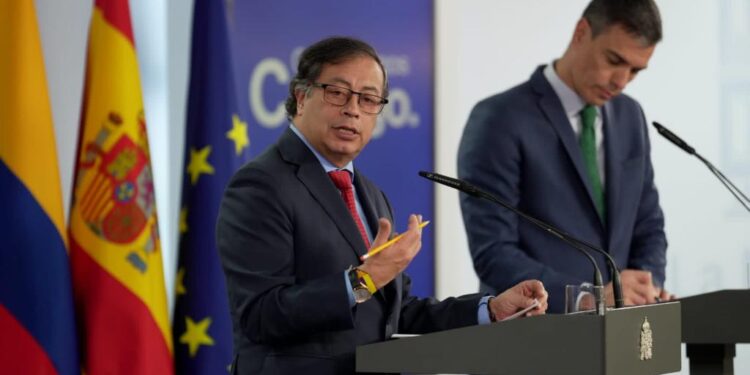 Petro pidió a la Unión Europea sacar al Eln de la lista de patrocinadores del terrorismo
