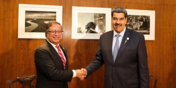 Petro y Maduro se reunieron en Brasil