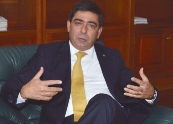 Presidente de la Corte Suprema se pronuncia en apoyo al fiscal y reclama a Petro