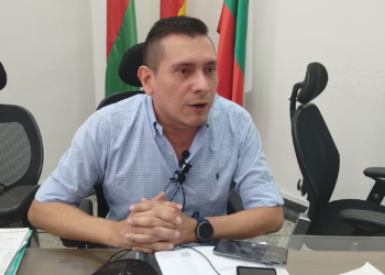 «Comunidades sensibles no van a la guerra»: César López, activista y músico.