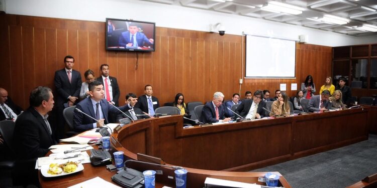 Se hundió la Reforma Laboral: no hubo quorum en la Comisión Séptima