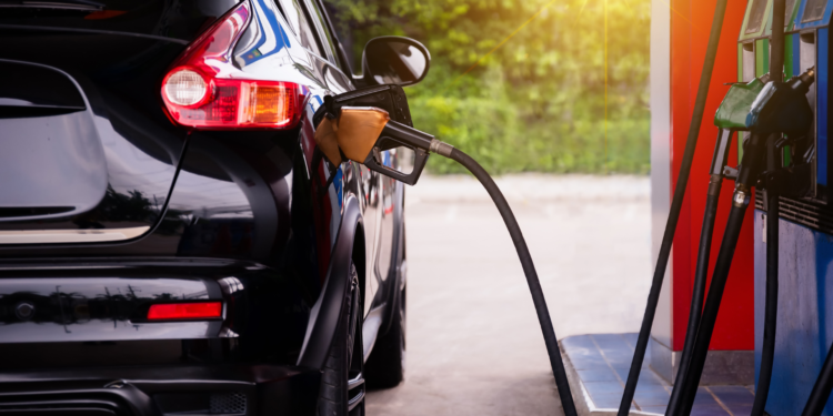 Precio de la gasolina seguirá aumentando al menos hasta noviembre