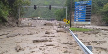 Ya suman 11 fallecidos por avalancha en la vía Bogotá – Villavicencio