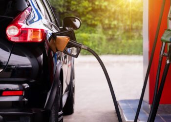 Estabilidad en los precios del combustible: Gobierno congela tarifas en octubre