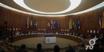 ELN anuncia suspensión de secuestros en negociaciones de paz en México