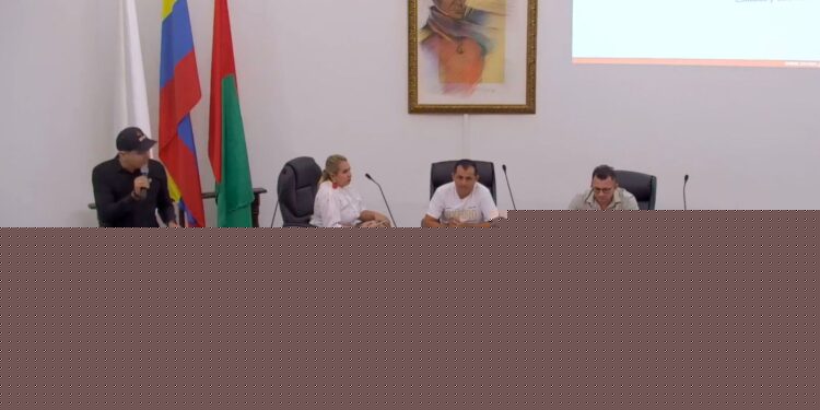 El director del Invías Casanare – Arauca, Juan Gabriel Rodríguez, asistió a la Asamblea Departamental para explicar la ejecución e inversión realizados de los corredores viales en Arauca.