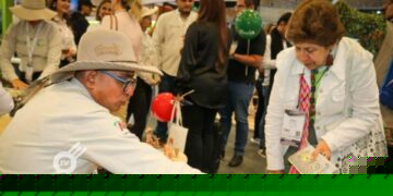 Desde el Gobierno Departamental se hace la convocatoria a los operadores turísticos para participar de la Feria de ANATO 2024