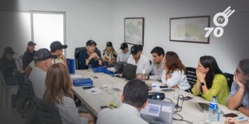 El Alcalde Juan Qüenza se une a SierraCol Energy y Fundación El Alcaraván para fomentar el desarrollo en el municipio de Arauca mediante vivienda, educación y empleo.
