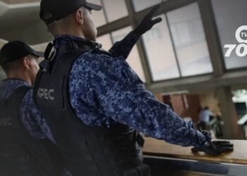 Ministro de Justicia anuncia emergencia carcelaria para reforzar seguridad y proteger a los funcionarios del INPEC.