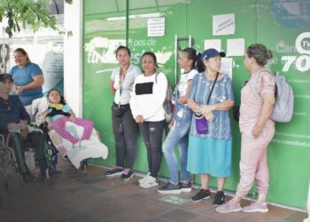 La suspensión de servicios de Coosalud en Arauca pone en riesgo los derechos humanos de 100 afiliados, advierte la Defensoría del Pueblo.
