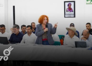 La reunión en Saravena entre las comunidades y la Viceministra del Interior no logran un acuerdo sobre la extracción de petróleo; las protestas continúan.