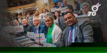 La reforma educativa, que establece la educación como derecho fundamental desde los cero años, avanza tras aprobarse en segundo debate en la Cámara.