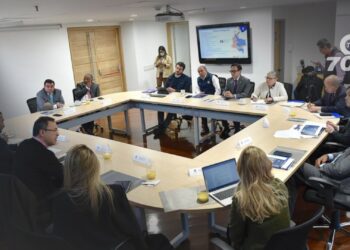 El Gobierno ultima detalles para la reunión de la Comisión Intersectorial de Alertas Tempranas, prevista para el 16 de mayo en Arauca, donde se tratarán temas de seguridad y violencia que afectan a líderes sociales y periodistas.