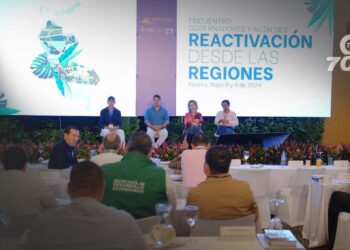 Alcaldes y gobernadores de Colombia exigen suspensión del cese al fuego