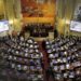 Este 7 de mayo, el Congreso de Colombia debatirá en cuarto y decisivo debate una ley para prohibir las corridas de toros. La propuesta incluye medidas de reconversión laboral para las familias afectadas y la reutilización de las plazas de toros.