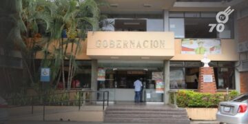 La Procuraduría abre investigación sobre irregularidades en la compra de combustible por la Gobernación de Arauca.