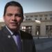 Sneyder Pinilla, implicado en el escándalo de los '40 carrotanques', ha solicitado formalmente declarar ante la Corte Suprema de Justicia para esclarecer su participación y señalar a otros involucrados en la corrupción que afecta al gobierno y al congreso.